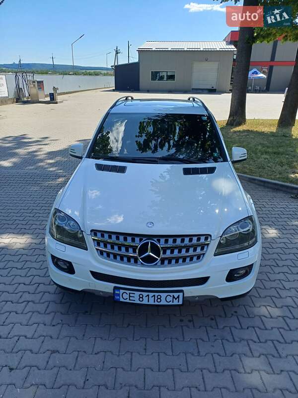 Внедорожник / Кроссовер Mercedes-Benz M-Class 2008 в Черновцах