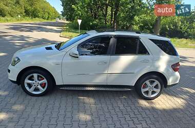 Внедорожник / Кроссовер Mercedes-Benz M-Class 2008 в 