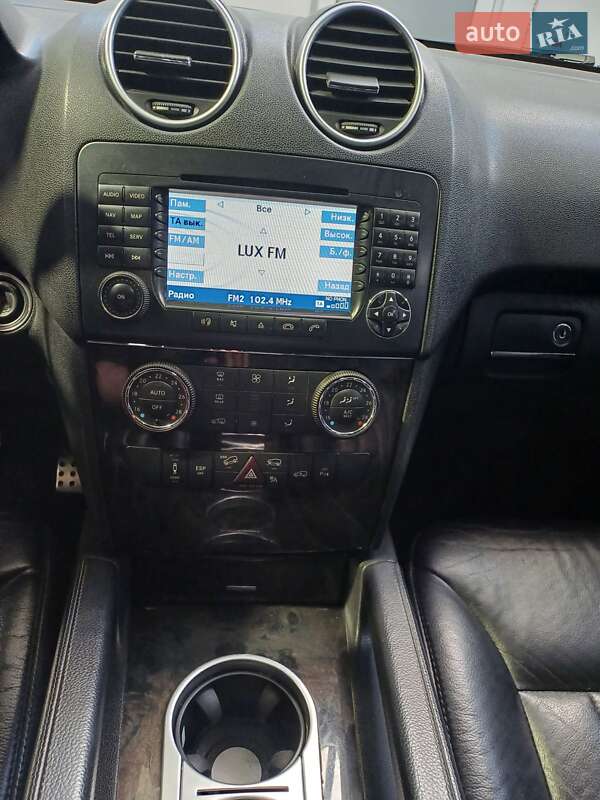 Внедорожник / Кроссовер Mercedes-Benz M-Class 2008 в Черновцах