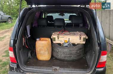 Внедорожник / Кроссовер Mercedes-Benz M-Class 2002 в 