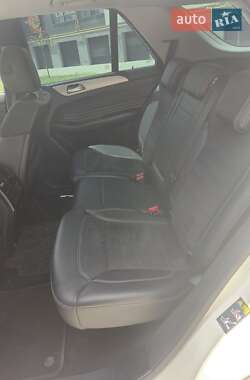 Внедорожник / Кроссовер Mercedes-Benz M-Class 2012 в 