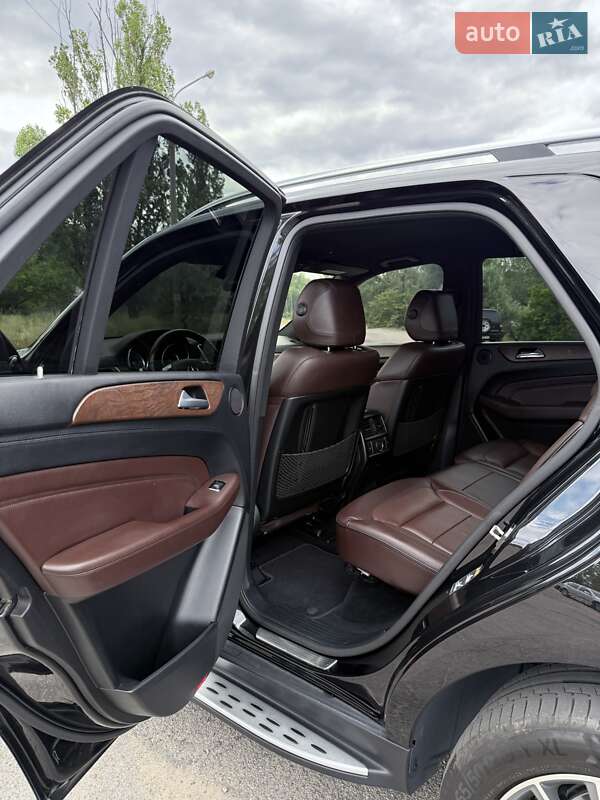 Внедорожник / Кроссовер Mercedes-Benz M-Class 2012 в Каменском