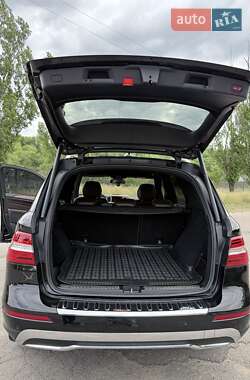 Внедорожник / Кроссовер Mercedes-Benz M-Class 2012 в 