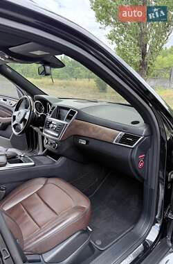 Внедорожник / Кроссовер Mercedes-Benz M-Class 2012 в 