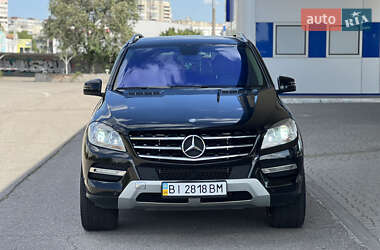 Внедорожник / Кроссовер Mercedes-Benz M-Class 2012 в 