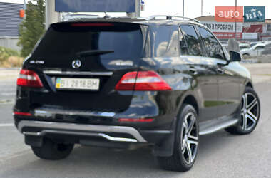 Внедорожник / Кроссовер Mercedes-Benz M-Class 2012 в 
