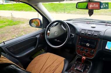 Внедорожник / Кроссовер Mercedes-Benz M-Class 2001 в 