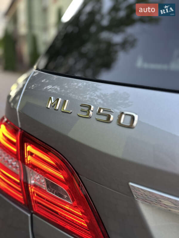 Внедорожник / Кроссовер Mercedes-Benz M-Class 2013 в Залещиках