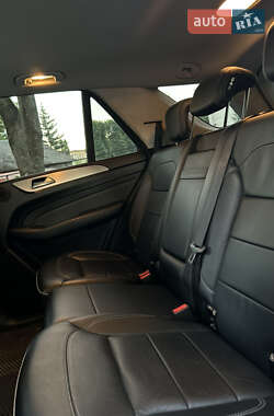 Внедорожник / Кроссовер Mercedes-Benz M-Class 2013 в 