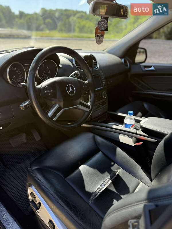 Внедорожник / Кроссовер Mercedes-Benz M-Class 2008 в Краматорске