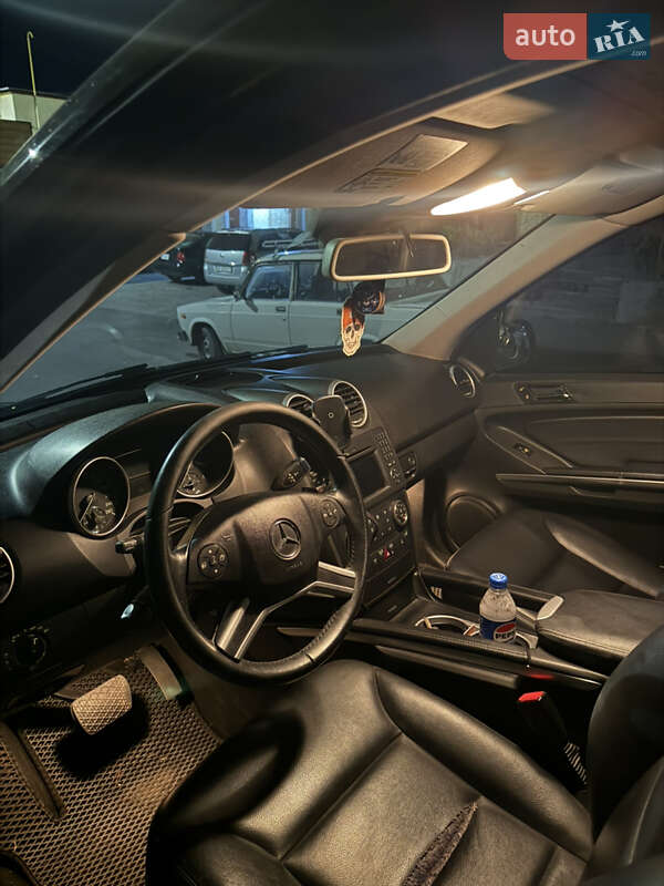 Внедорожник / Кроссовер Mercedes-Benz M-Class 2008 в Краматорске