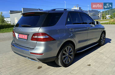 Внедорожник / Кроссовер Mercedes-Benz M-Class 2015 в 