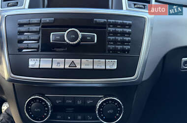 Внедорожник / Кроссовер Mercedes-Benz M-Class 2015 в 