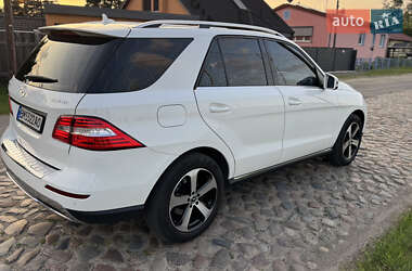 Внедорожник / Кроссовер Mercedes-Benz M-Class 2013 в 