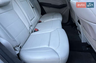Внедорожник / Кроссовер Mercedes-Benz M-Class 2014 в 