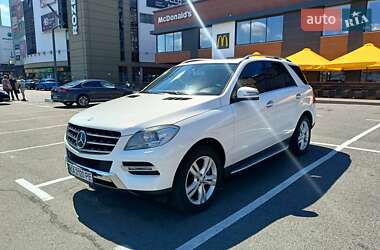 Mercedes-Benz M-Class 2015 Mercedes-Benz M-Class 2015