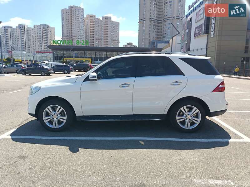 Позашляховик / Кросовер Mercedes-Benz M-Class 2015 в Києві