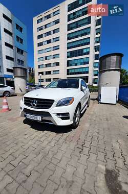 Mercedes-Benz M-Class 2013 Mercedes-Benz M-Class 2013