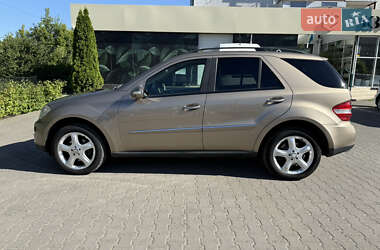 Внедорожник / Кроссовер Mercedes-Benz M-Class 2008 в 