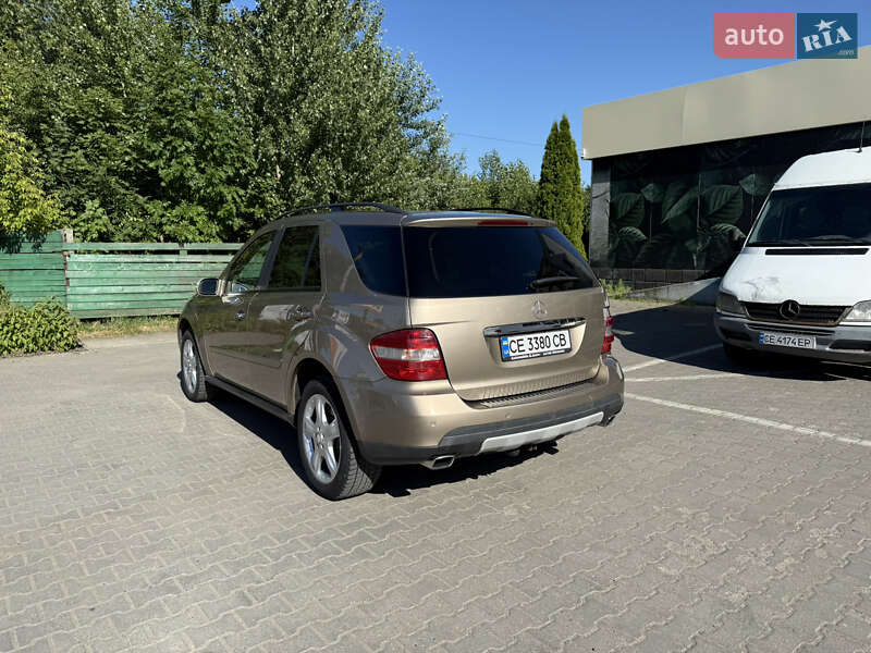 Внедорожник / Кроссовер Mercedes-Benz M-Class 2008 в Черновцах