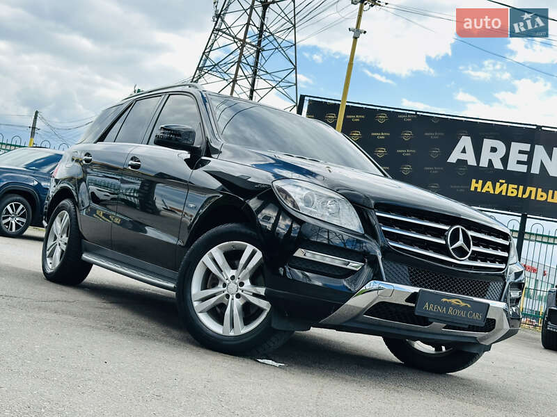 Позашляховик / Кросовер Mercedes-Benz M-Class 2012 в Харкові