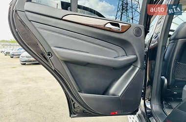 Внедорожник / Кроссовер Mercedes-Benz M-Class 2012 в 