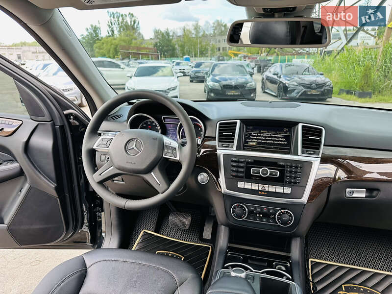Внедорожник / Кроссовер Mercedes-Benz M-Class 2012 в Харькове
