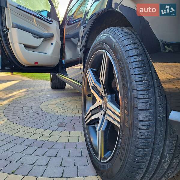 Внедорожник / Кроссовер Mercedes-Benz M-Class 2012 в Луцке