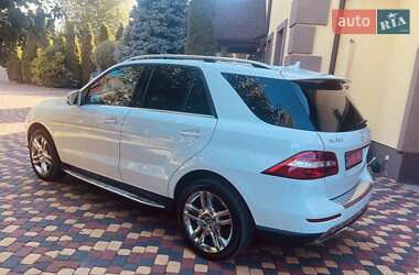 Внедорожник / Кроссовер Mercedes-Benz M-Class 2013 в 