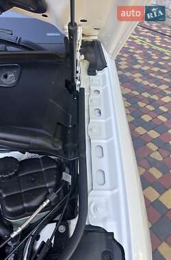 Внедорожник / Кроссовер Mercedes-Benz M-Class 2013 в 