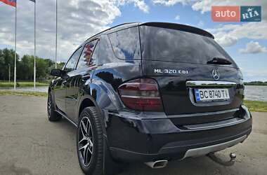 Mercedes-Benz M-Class 2007 Mercedes-Benz M-Class 2007