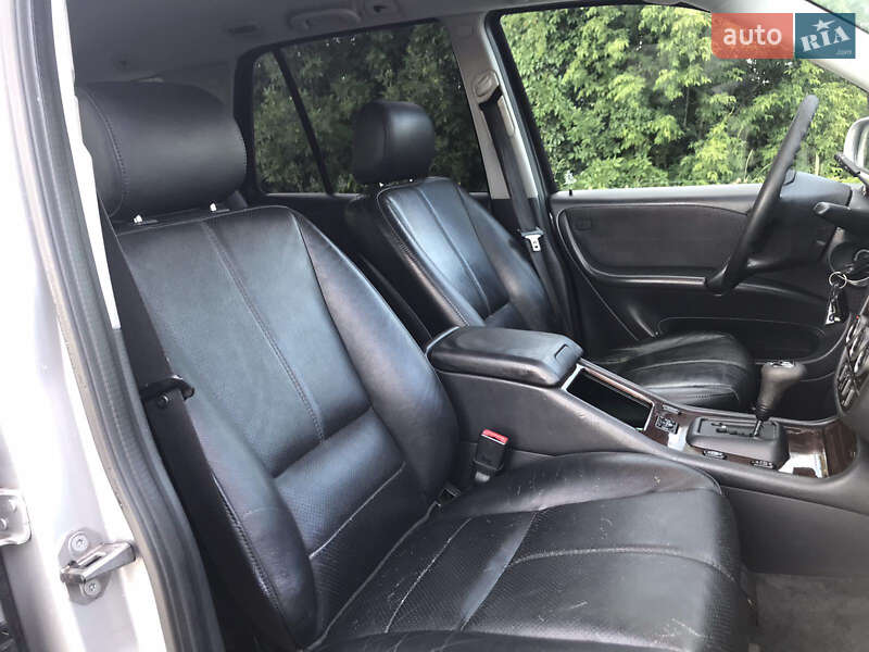 Внедорожник / Кроссовер Mercedes-Benz M-Class 2002 в Киеве