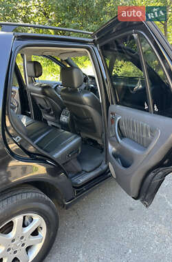 Позашляховик / Кросовер Mercedes-Benz M-Class 2004 в 