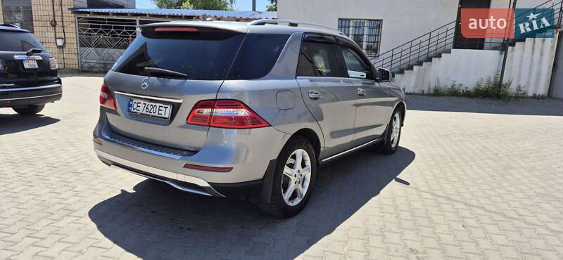 Позашляховик / Кросовер Mercedes-Benz M-Class 2014 в Івано-Франківську
