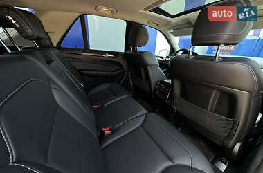 Внедорожник / Кроссовер Mercedes-Benz M-Class 2013 в 