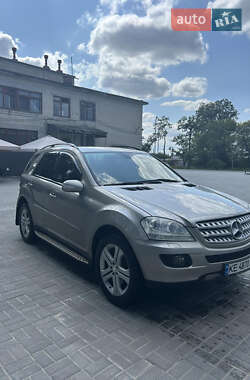 Mercedes-Benz M-Class 2008 Mercedes-Benz M-Class 2008