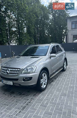 Внедорожник / Кроссовер Mercedes-Benz M-Class 2008 в 