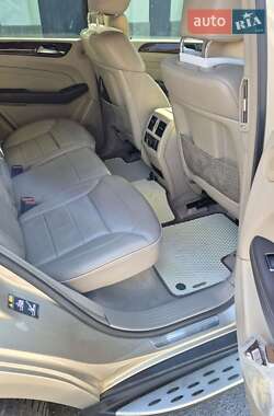 Внедорожник / Кроссовер Mercedes-Benz M-Class 2013 в Херсоне