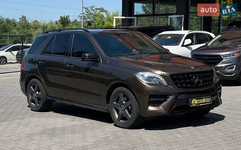Внедорожник / Кроссовер Mercedes-Benz M-Class 2012 в 