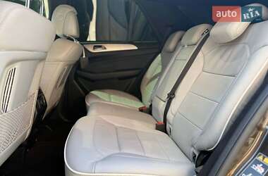 Внедорожник / Кроссовер Mercedes-Benz M-Class 2012 в 