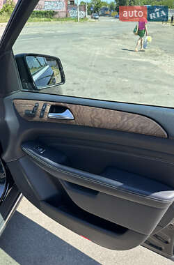 Внедорожник / Кроссовер Mercedes-Benz M-Class 2012 в 