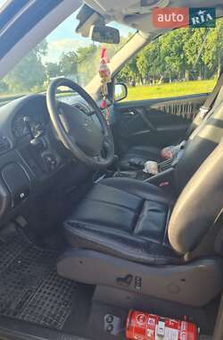 Позашляховик / Кросовер Mercedes-Benz M-Class 2001 в 