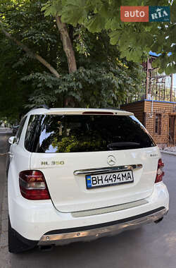 Внедорожник / Кроссовер Mercedes-Benz M-Class 2007 в 