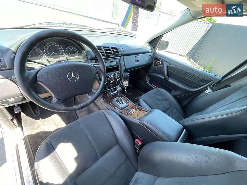 Внедорожник / Кроссовер Mercedes-Benz M-Class 2005 в Киеве