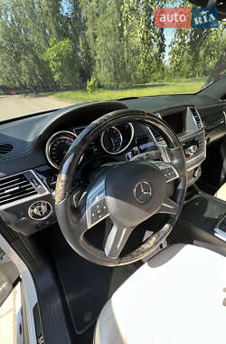 Внедорожник / Кроссовер Mercedes-Benz M-Class 2012 в 