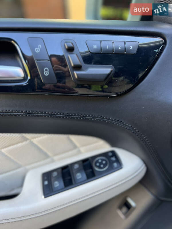 Позашляховик / Кросовер Mercedes-Benz M-Class 2012 в Рівному
