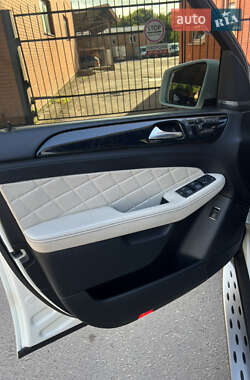 Внедорожник / Кроссовер Mercedes-Benz M-Class 2012 в 