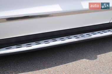 Позашляховик / Кросовер Mercedes-Benz M-Class 2013 в 