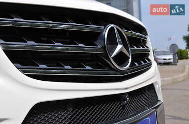 Позашляховик / Кросовер Mercedes-Benz M-Class 2013 в 