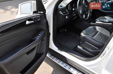 Позашляховик / Кросовер Mercedes-Benz M-Class 2013 в 